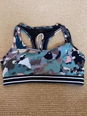 Women's Forever 21 Athletic Sports Bra, Size Small NWT